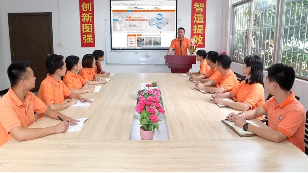 針刺棉廠家「團隊風采」奔赴在生產(chǎn)一線的業(yè)務(wù)精英