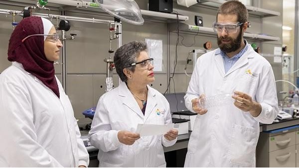 科學家開發(fā)一種由廢棄塑料瓶制成的氣凝膠纖維