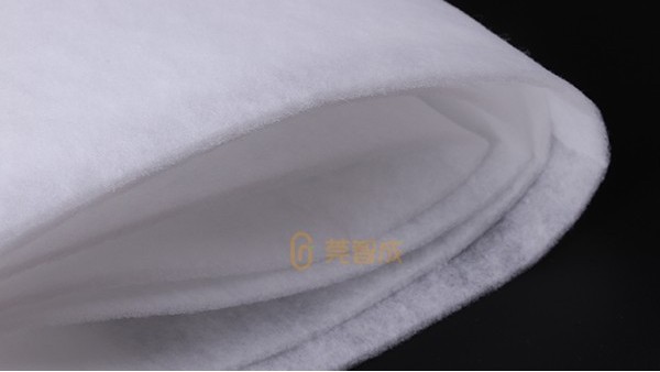 折疊口罩用熱風棉還是針刺棉？