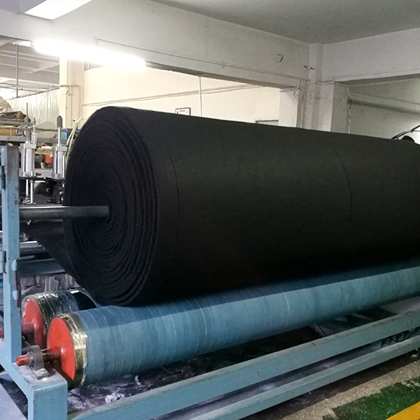 汽車針刺無(wú)紡布一卷的長(zhǎng)度是多少