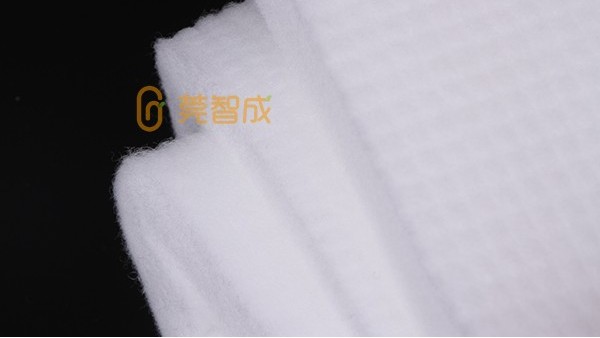 做床上用品的羊毛和無膠棉哪個(gè)比較好？