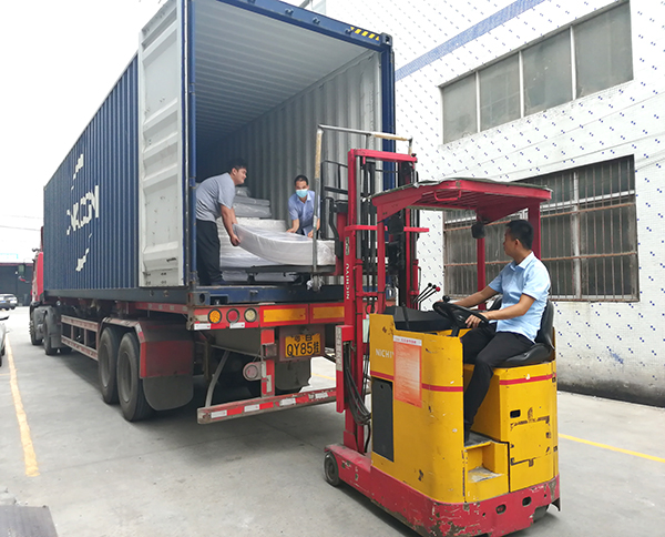 優(yōu)質(zhì)針刺無紡布出貨