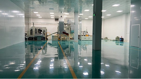 走進(jìn)莞智成es熱風(fēng)棉無塵車間