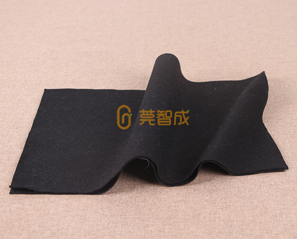 黑色汽車(chē)針刺無(wú)紡布