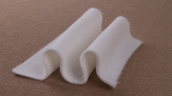 針刺無(wú)紡布哪家好-東莞市針刺無(wú)紡布品牌廠(chǎng)家